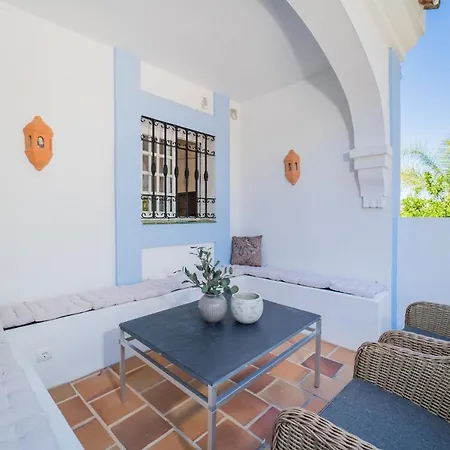 Apartment Aloha Pueblo Beautiful With Roof-terrace Next To Aloha Golf *