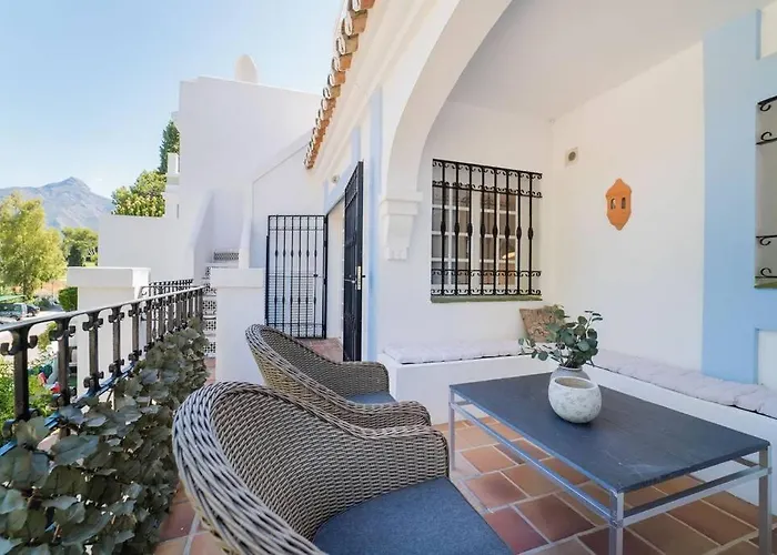 Aloha Pueblo Beautiful With Roof-terrace Next To Aloha Golf Apartment Marbella