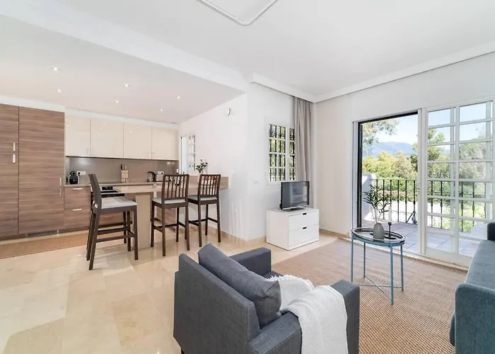 Apartment Aloha Pueblo Beautiful With Roof-terrace Next To Aloha Golf