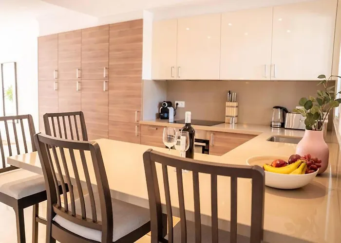 Apartment Aloha Pueblo Beautiful With Roof-terrace Next To Aloha Golf Marbella
