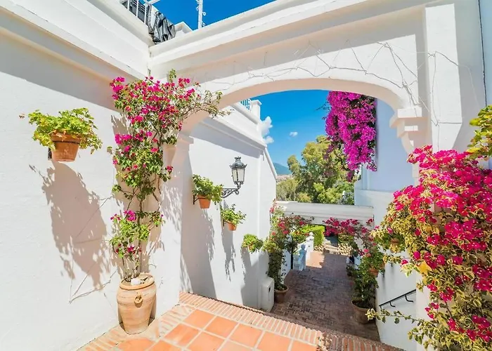 Aloha Pueblo Beautiful With Roof-terrace Next To Aloha Golf